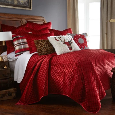 Red Velvet Holiday Quilt Set - Levtex Home - Image 4